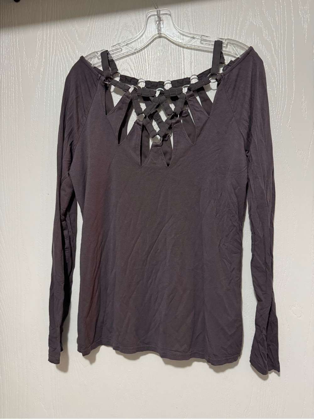 Womens BKE Red by the Buckle Long-Sleeve Lattice Detail Top in Grey